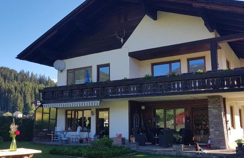 Weissbriach Apartment | Experience Berghaus Weissbriach with Oceanfront Views