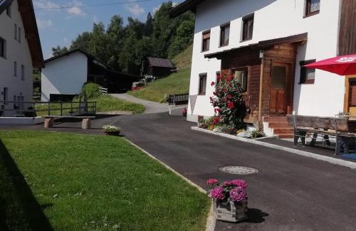 Arzl im Piztal House | Discover Berghof Knabl: Oceanfront Retreat Rated 9/10