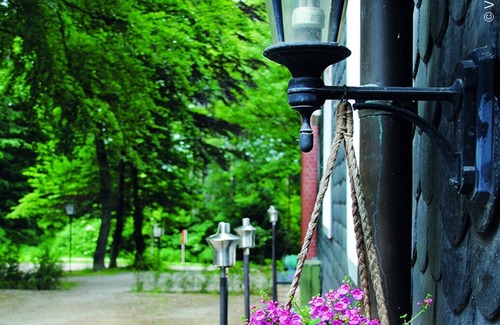 Itzum-Marienburg Hotel | Charming Berghotel Brockenblick: Family-Friendly Retreat