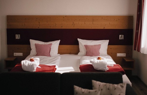 Wieden Hotel | Elegant Berghotel Wiedener Eck with Spa & Pool Amenities