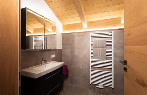 Werfenweng Apartment | Top-Rated BergLeben Zaglauhof: Pet & Child Friendly Stay