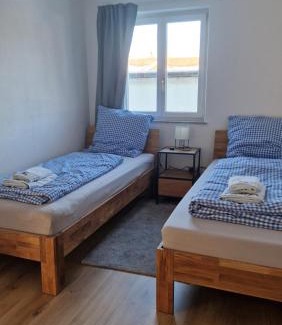 Ettensberg Apartment | Discover Bergliebe - Talstation with Oceanfront Views