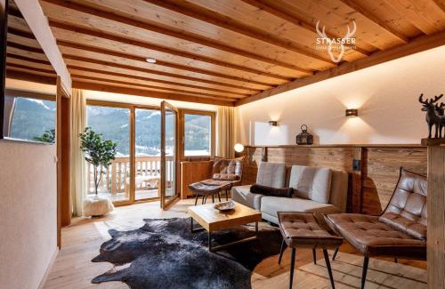 Moosen Apartment | Experience Comfort at Bergpanorama with Hot Tub Access