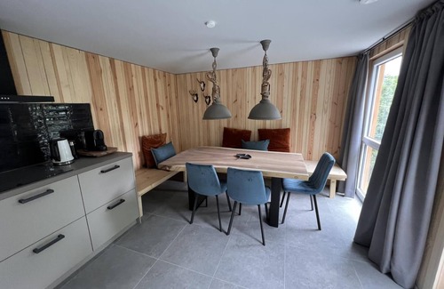Ortsmitte Apartment | Perfect Family Retreat at House Bergquell App 5