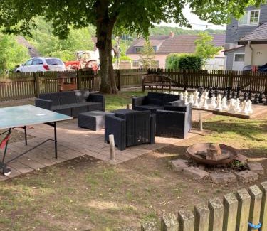 Ralingen Apartment | Experience the Best at Bergs Bahnhof: Pet-Friendly Oasis