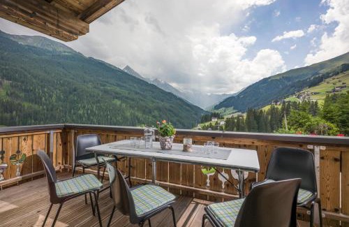 Vorderlanersbach Apartment | Discover Bergsonne: 4-Star Family-Friendly Retreat