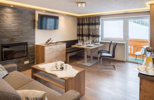 Steeg Apartment | Oceanfront Bergspitz Apartment - 4-Star, Rated 9.1/10