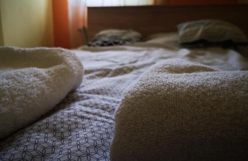 Pecs Apartment | Cozy Berik Apartman: Pet and Child Friendly Retreat