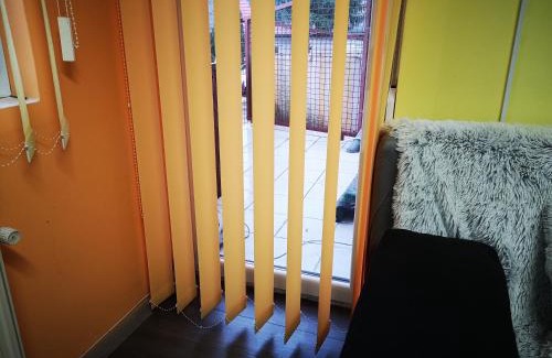 Pecs Apartment | Cozy Berik Apartman: Pet and Child Friendly Retreat