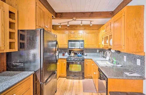 Charlemont Condo | Unforgettable Berkshires Getaway Near Skiing & Hiking