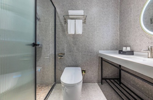 Nanhai Hotel | Berman Hotel Nanhai Guicheng Qiandenghu Branch