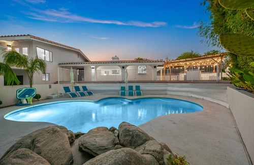 Bermuda Dunes Villa | Unforgettable Getaway with Yoga, Ocean Views & More!