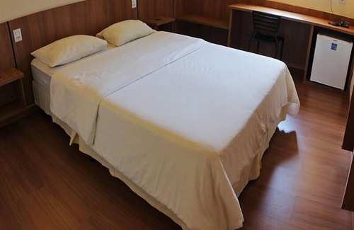 Centro Hotel | Budget-Friendly Bernal Hotel with Family Amenities & Dining