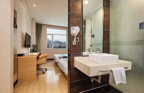 Siming Hotel | Berner Hotel Gulangyu Wharf CruiseCenter