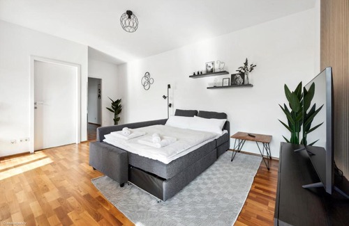 Neulerchenfeld Apartment | Bernhards Apartment Stadthalle: Family-Friendly Retreat