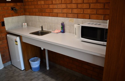 Berrigan Hotel | Discover Comfort at Berrigan Motel with Family-Friendly Amenities