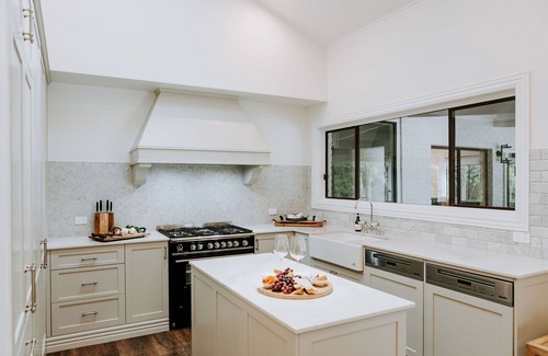 Berry House | Elite Berry Retreat with Oceanfront Views & Spa Amenities