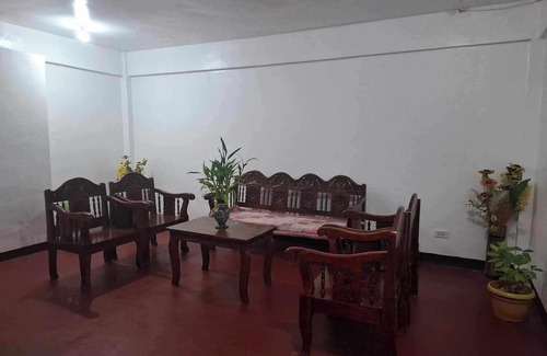 San Isidro Apartment | Bert's Place (extension La Freyah's Homestay)