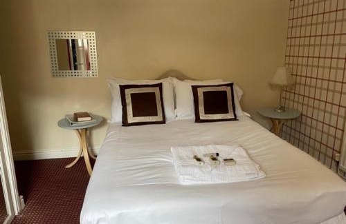 Trehafod Hotel | Welcoming Bertie Pontypridd: Restaurant & Family Friendly Stay