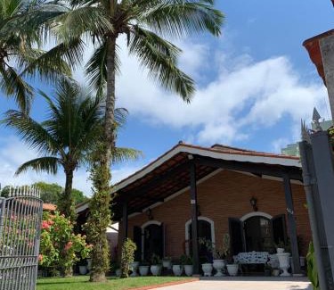 Centro House | Discover Bertioga Paradise: Pet-Friendly & Ocean View Retreat