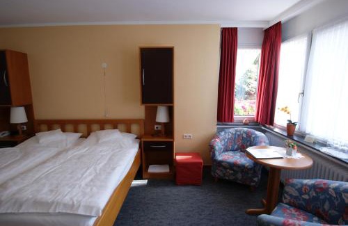 Bad Bertrich Hotel | Bertricher Hof: Family-Friendly Retreat with Hot Tub Access