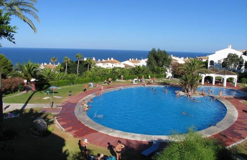 Gran Alacant Apartment | Experience Bertur Gran Vista: 4-Star Family-Friendly Escape