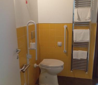 Bergamo Apartment | Pet-Friendly Bes Residence Bergamo Polaresco with High Ratings