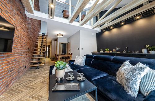 Meszna Apartment | Unforgettable Stay at Szczyrkowskie SKI & FUN with Views
