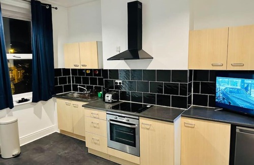 Derby Apartment | Elegant 2 Bedroom Apt in Derby City - Guest Rated 9.5