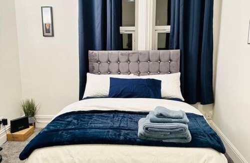 Derby Apartment | Elegant 2 Bedroom Apt in Derby City - Guest Rated 9.5