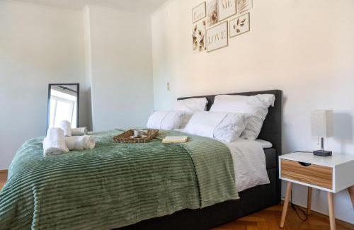 Haag in Oberbayern Apartment | Family-Friendly BeSSa Homes with Balcony for 6 Guests
