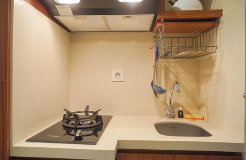 Ciputat Apartment | Cozy Studio at Transpark Bintaro with Breakfast Included
