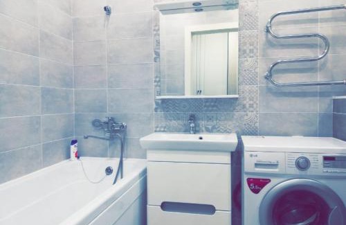 Nur-Sultan Apartment | Prime Stay at Sauran Towers with Spa and Kid-Friendly Amenities
