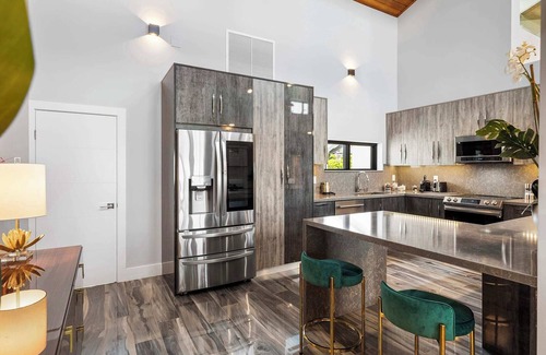North Bay Village Villa | Premier Bayfront View Villa with Heated Pool & Spa