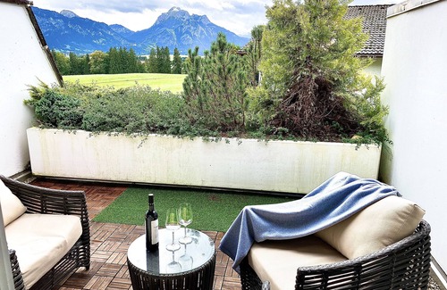 Enzensberg Apartment | Discover the Bohemian Spirit in the Alps with Netflix