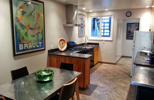 Dolores Heights Apartment | Prime Castro Location with Kitchen Amenities Await You