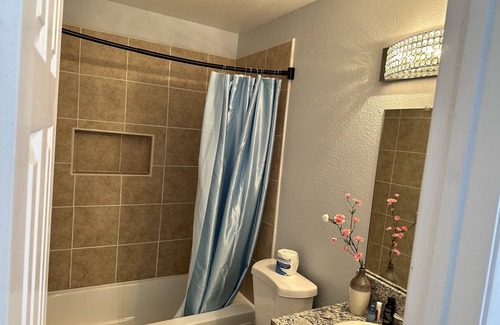 Sunrise Manor House | Ideal Stay Near Fremont & Strip with Pet-Friendly Amenities