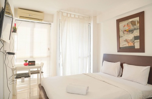 Kayu Putih Apartment | Cozy Tifolia Apartment: Pool, Breakfast & Family-Friendly