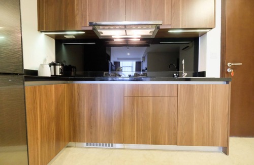 Pancoran Apartment | Modern 2BR L'Avenue Apartment with Pool & Family Amenities