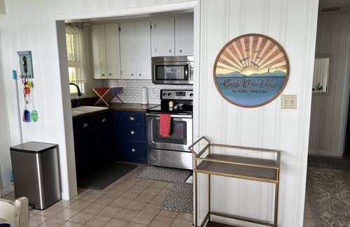 Milledgeville House | Unforgettable Lake Sinclair Views with Kayaks & Sunsets