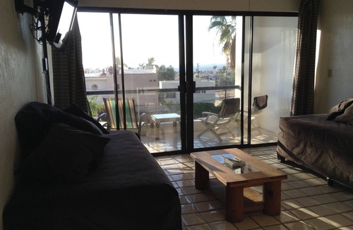 San Jose del Cabo Apartment | Unbeatable Weekly Rates at Obbedroo in Los Cabos