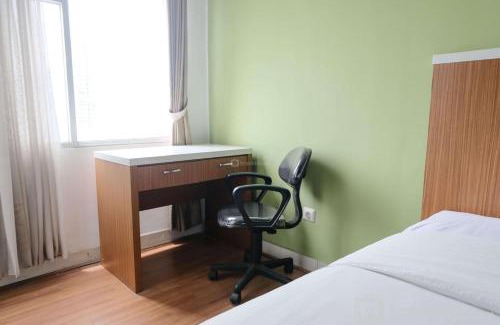 Cileunyi Apartment | Budget-Friendly Studio at Easton Park Residence Jatinangor