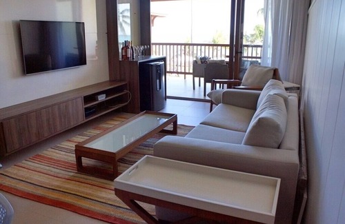 Itacimirim Apartment | Unforgettable Experience at Itacimirim with Ocean Views