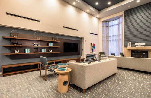 Richardson Hotel | Best for Unwinding! Near Cottonwood Park, Pool, FREE Parking, Pet-Friendly!