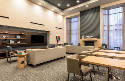 Richardson Hotel | Best for Unwinding! Near Cottonwood Park, Pool, FREE Parking, Pet-Friendly!