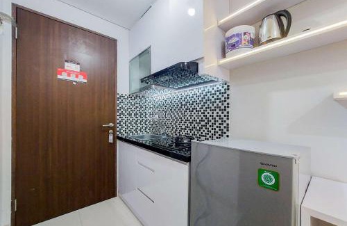 Ciputat Apartment | Cozy Studio at Transpark Bintaro Apartment by Travelio