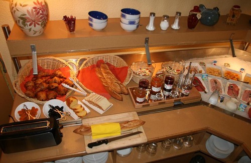 Sance Hotel | Top Hotel Sancé in Mâcon: Pet Friendly & Family Welcome