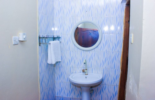 Dar es Salaam House | Budget-Friendly Haven for Savvy Travelers