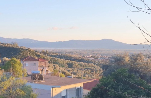 Agrinio Apartment | Discover Best House Green Home in Elaiofyto Village