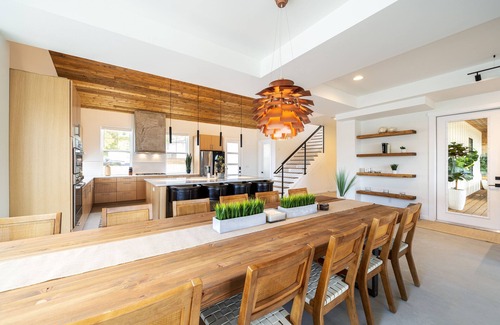 Wenatchee House | Unmatched Experience in Wenatchee with Spa & Ocean Views